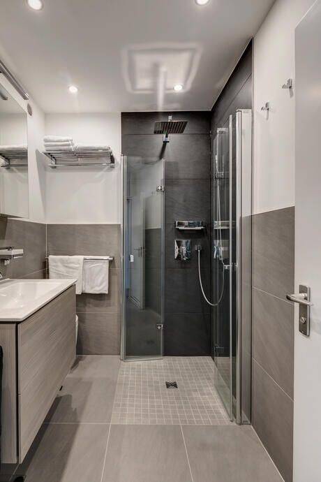 Möbliert: 3-Zimmer Wohnung in sehr guter Wohnlage Schwabing – München – Vorschaubild 8