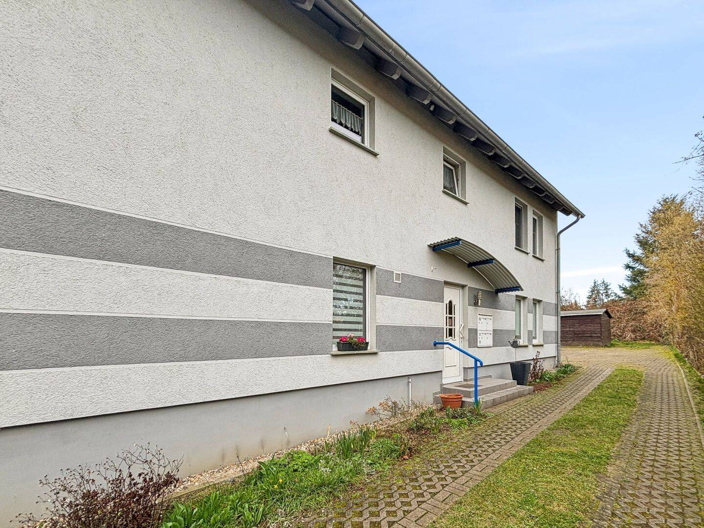 Mehrfamilienhaus mit 3 Wohneinheiten, ruhige Wohnlage in Magdeburg/Salbke – Magdeburg – Vorschaubild 2