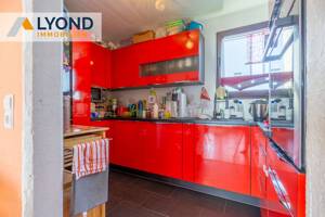 Großzügige 4-Zimmer-Wohnung mit Südbalkon & Weitblick in zentraler Lage von Crailsheim – 74564 Crailsheim – Vorschaubild 5