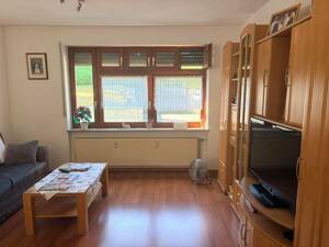 Gepflegte 2-Zimmer-Eigentumswohnung mit Loggia in attraktiver Lage von SB- St. Johann – 66123 Saarbrücken – Vorschaubild 5