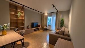 Charlottenburg: ZWEITBEZUG: voll möblierte LUXUS Apartment mit 62 m² per 15.08.26 zu VERMIETEN – 10717 Berlin – Vorschaubild 1
