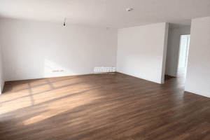antaris Immobilien GmbH ** Zeitlos schön: 3-Zimmer-Wohnung mit modernen Akzenten und Balkon ** – 99084 Erfurt – Vorschaubild 3