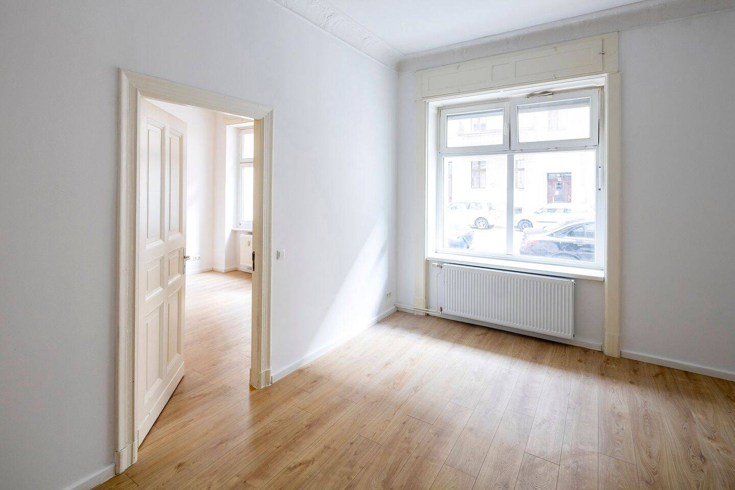 Bezugsfreie 2-Zimmer-Erdgeschosswohnung in bester Gräfekiez Lage! – Berlin – Bild 1 von 9