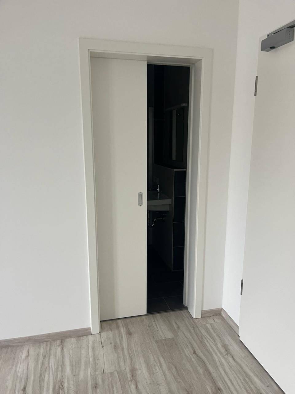 Schöne helle 1 Zimmer Wohnung in der Wohnanlage "Wohnen am Rottufer" in Eggenfelden – Eggenfelden – Vorschaubild 4