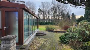 Bungalow im Grünen in zweiter Reihe auf rd. 3.500 m² großem, schönen Grundstück mit mehreren Garagen in guter Lage im Städtetriangel OB/MH/E! – 46045 Oberhausen – Vorschaubild 3