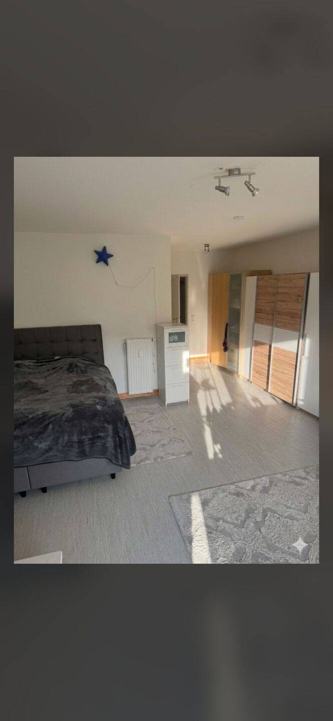 Nachmieter gesucht! Wbs erforderlich – Düsseldorf – Bild 1 von 4