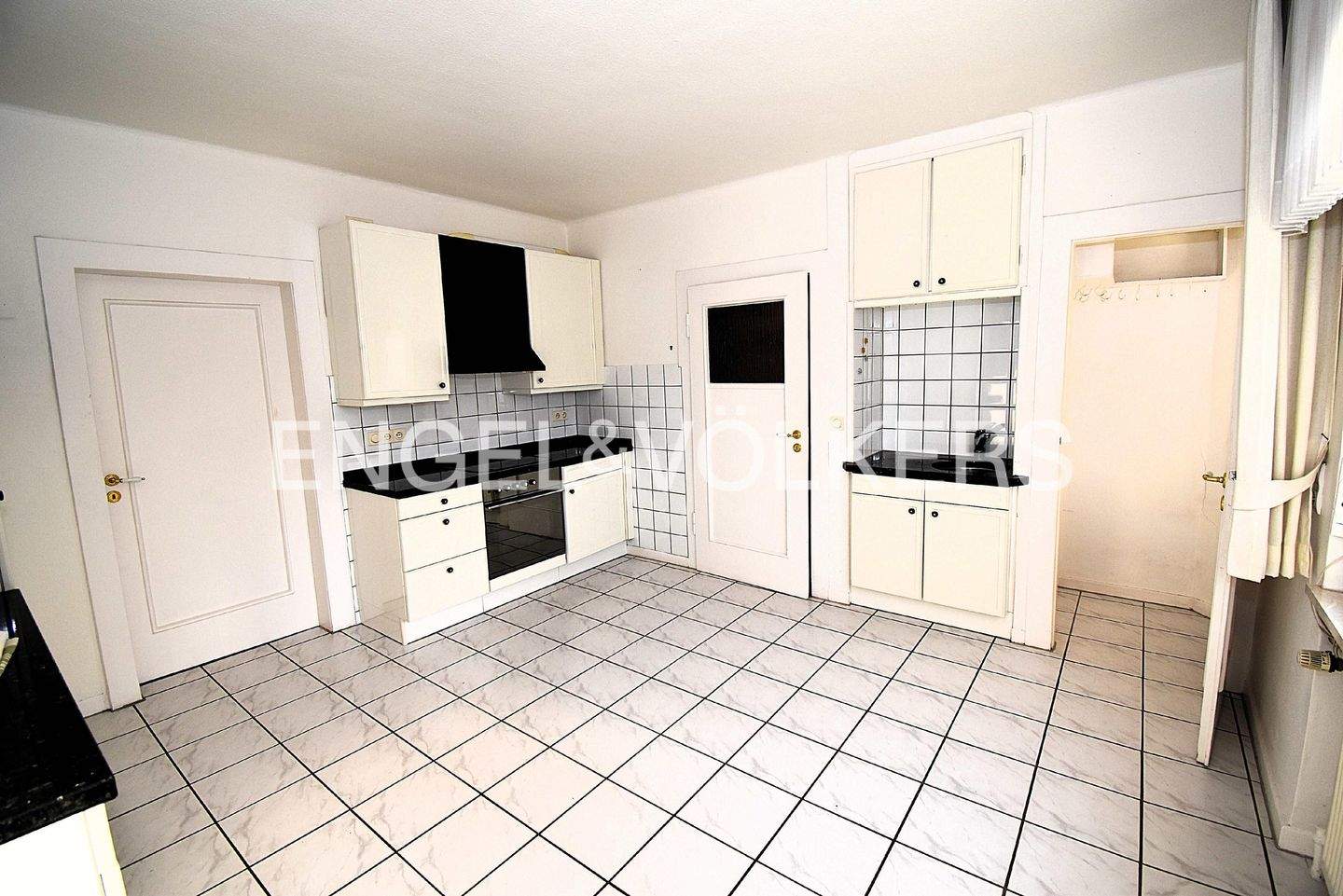 Ein-, Zweifamilienhaus mit großem Entwicklungspotential im Grünen – Remscheid – Vorschaubild 3