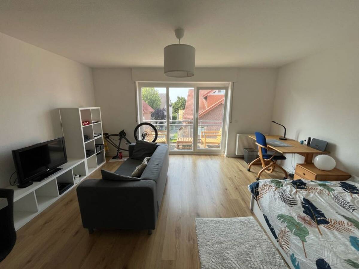 Möblierte 1-Zimmer-Wohnung mit Balkon in Paderborn – 33102 Paderborn – Bild 1 von 9