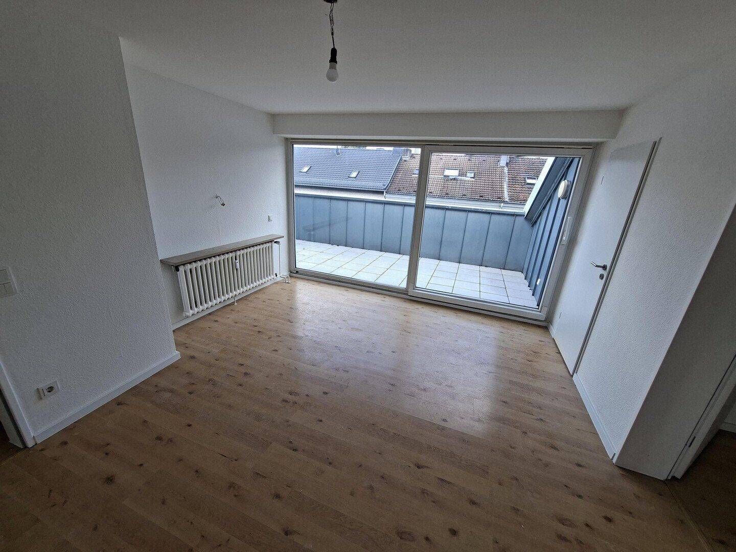 Helle 3-Zi-Whg/Fußgängerzone Hauptstraße/provisionsfrei – Solingen – Vorschaubild 3