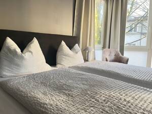 Hamburg: Zur Kurzzeitvermietung-Neu renovierte 2-Zimmer-Wohnung mit Balkon und Fahrstuhl in Alsternähe – 22085 Hamburg – Vorschaubild 6