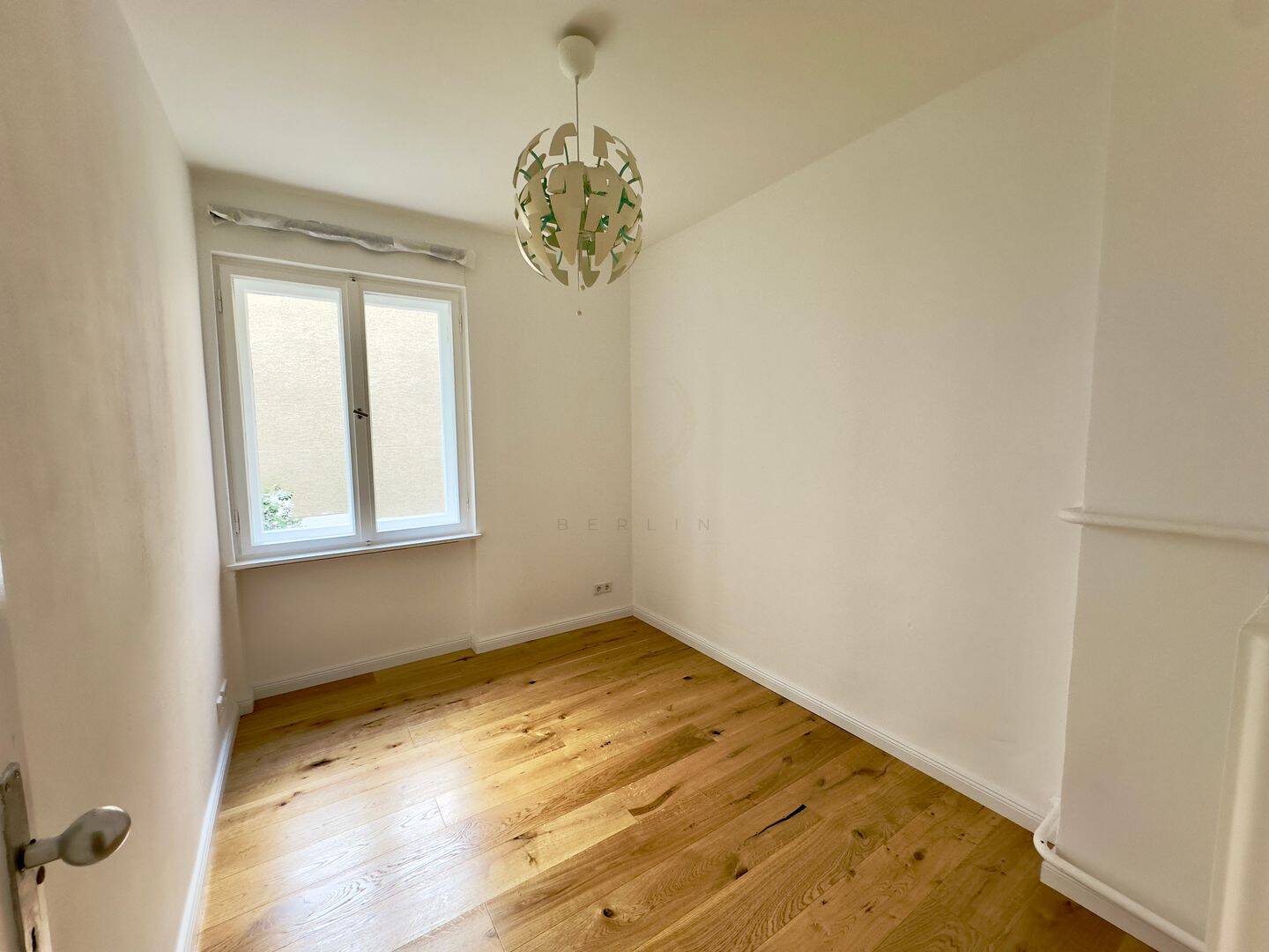 Bezugsfrei! Helle 4 Zimmerwohnung in bester Lage – Berlin – Vorschaubild 6