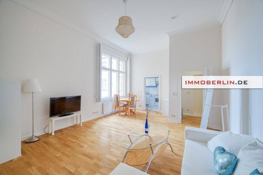 IMMOBERLIN.DE - Wunderbare Lage! Schöne helle Altbauwohnung am Bosepark – Berlin – Bild 1 von 9