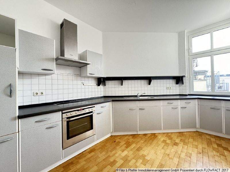 Helle, großzügige Altbauwohnung mit Flair! – Magdeburg – Vorschaubild 6