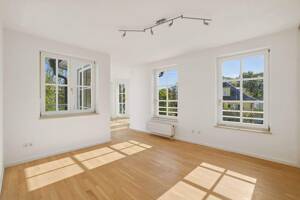 Solln: 3,5-Dachgeschosswohnung mit Galerie, 3 Balkonen und Turmzimmer – 81479 München – Vorschaubild 4