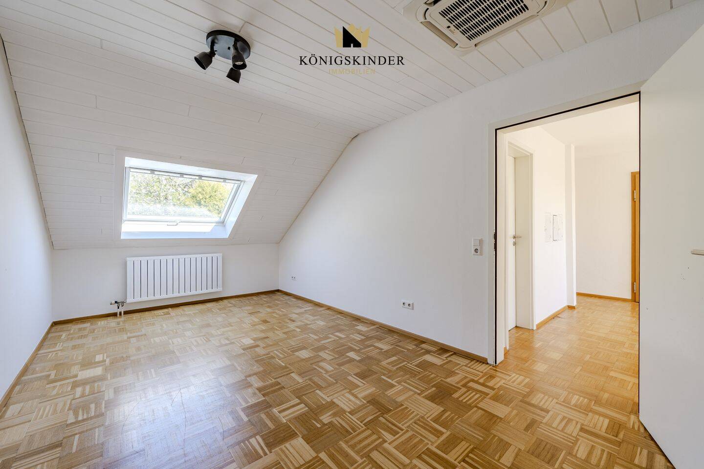 Wohnen mit Weitblick: Exklusives Mehrfamilienhaus mit 3 Einheiten, Wintergarten & Traumterrassen – Ebersbach an der Fils – Vorschaubild 7