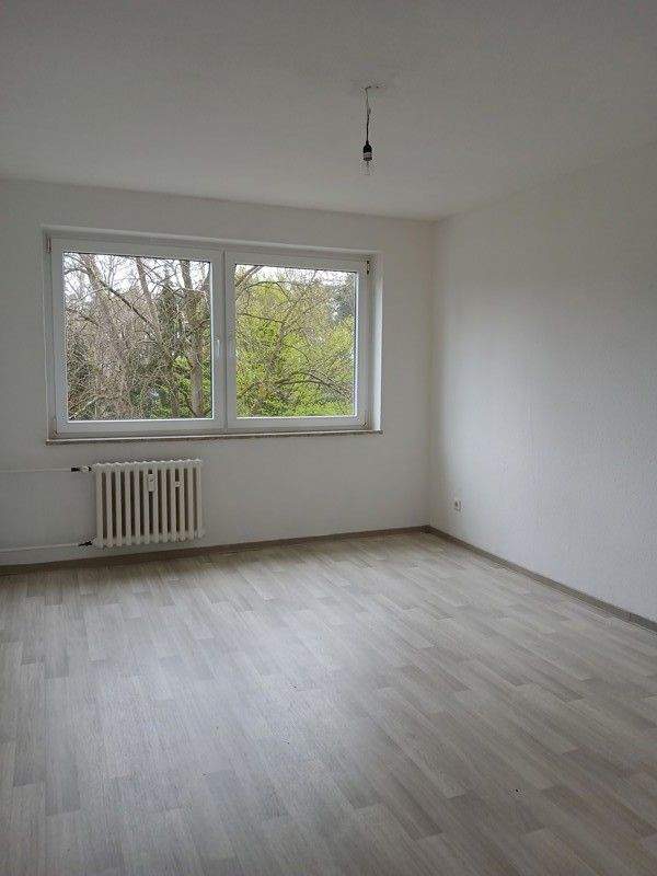 Modernisierte 3-Zimmer Wohnung mit Balkon in Sennestadt