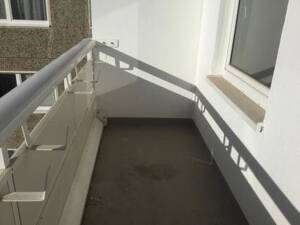Nette 3 Zimmerwohnung mit Balkon! Bad mit Wanne! – 1279 Dresden – Vorschaubild 5
