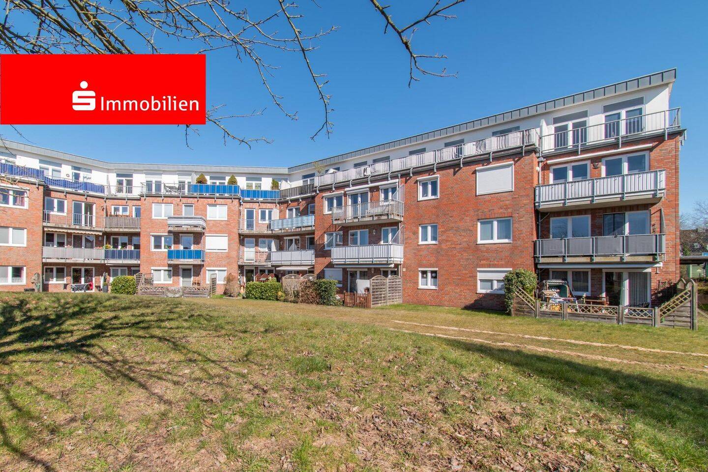 Charmante Dachgeschosswohnung mit Weitblick
