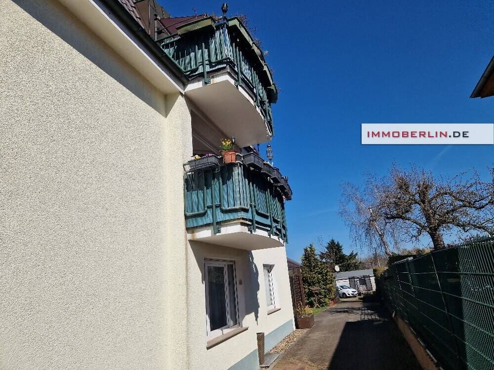 IMMOBERLIN.DE - Top-Investment: Großzügige Wohnung mit Balkon in Ruhelage – Berlin – Vorschaubild 3