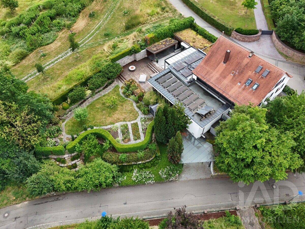***Historische Eleganz trifft modernen Luxus - Exklusive denkmalgeschützte Villa*** – Karlsruhe – Vorschaubild 2