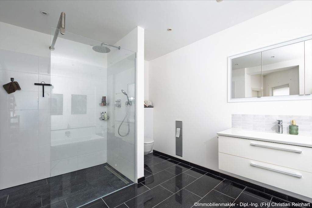 *** Traumhafte Loft Wohnung in toller Nordstadt Lage *** – Nürnberg – Vorschaubild 8