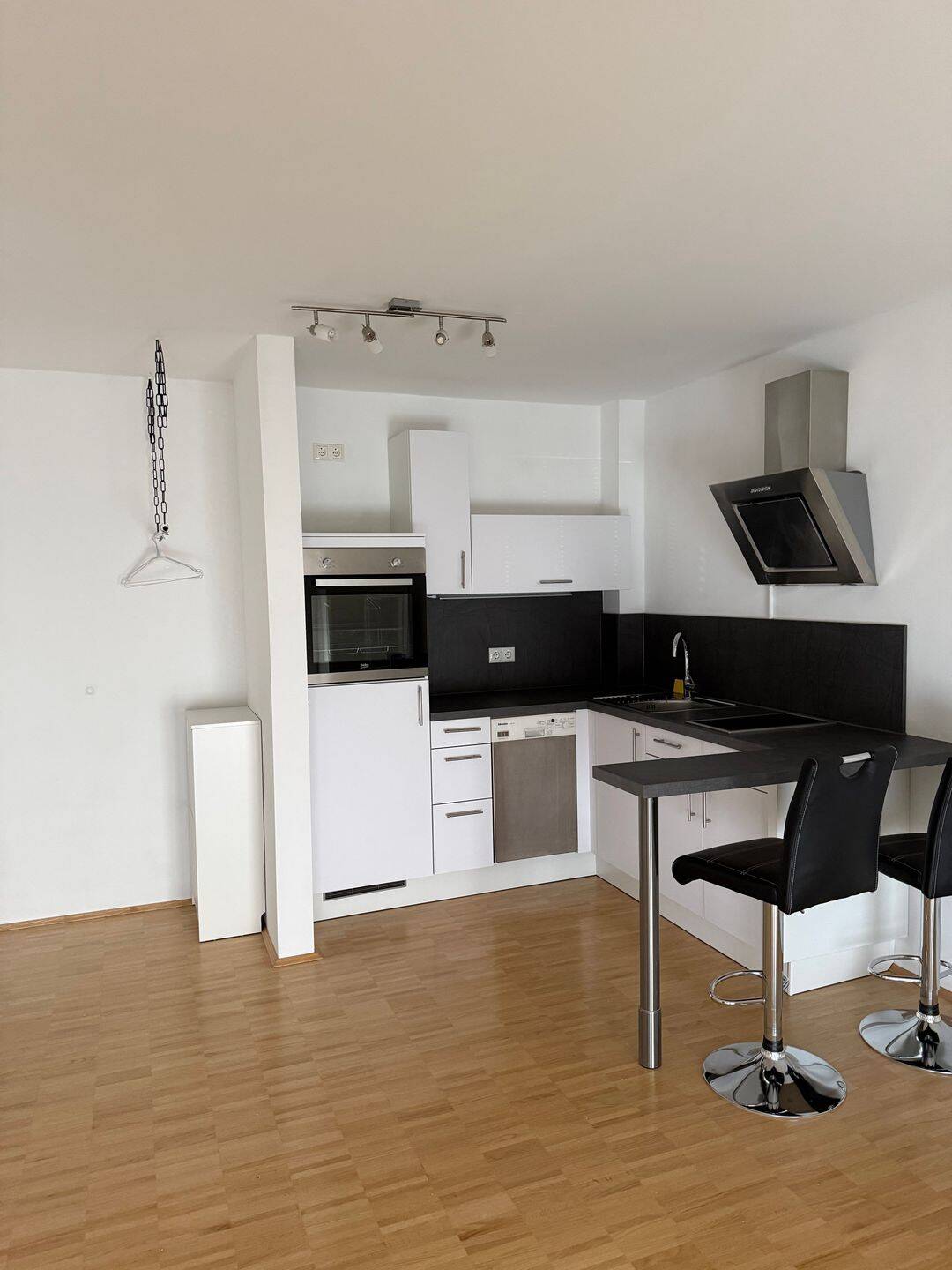 Voll möblierte 1,5-Zimmer-Wohnung in idealer Innenstadtlage – Exklusiv für Studierende