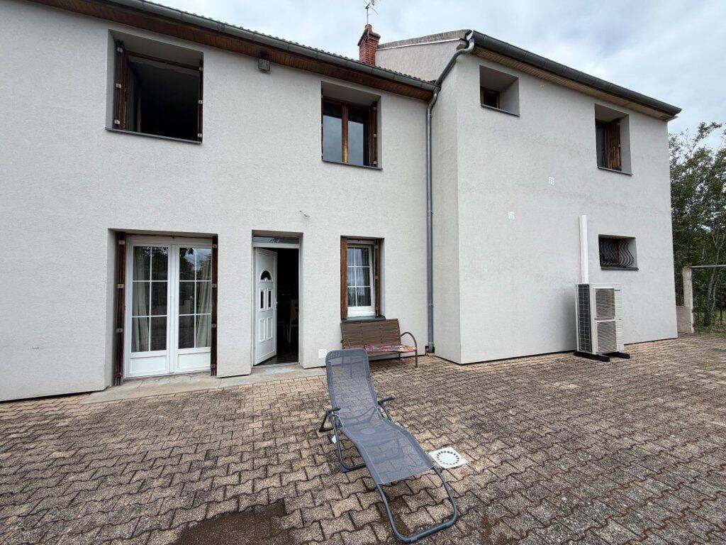 Maison 7 pièces 144 m² · au Creusot · 144 m² · 145 000 €
