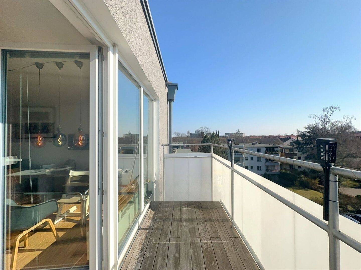 Berlin-Tempelhof - 3 Zi - Endetage mit ca. 80 m² Aufdachterrasse - HAUS im HAUS - Ruhig - Südseite! – Berlin – Bild 1 von 9