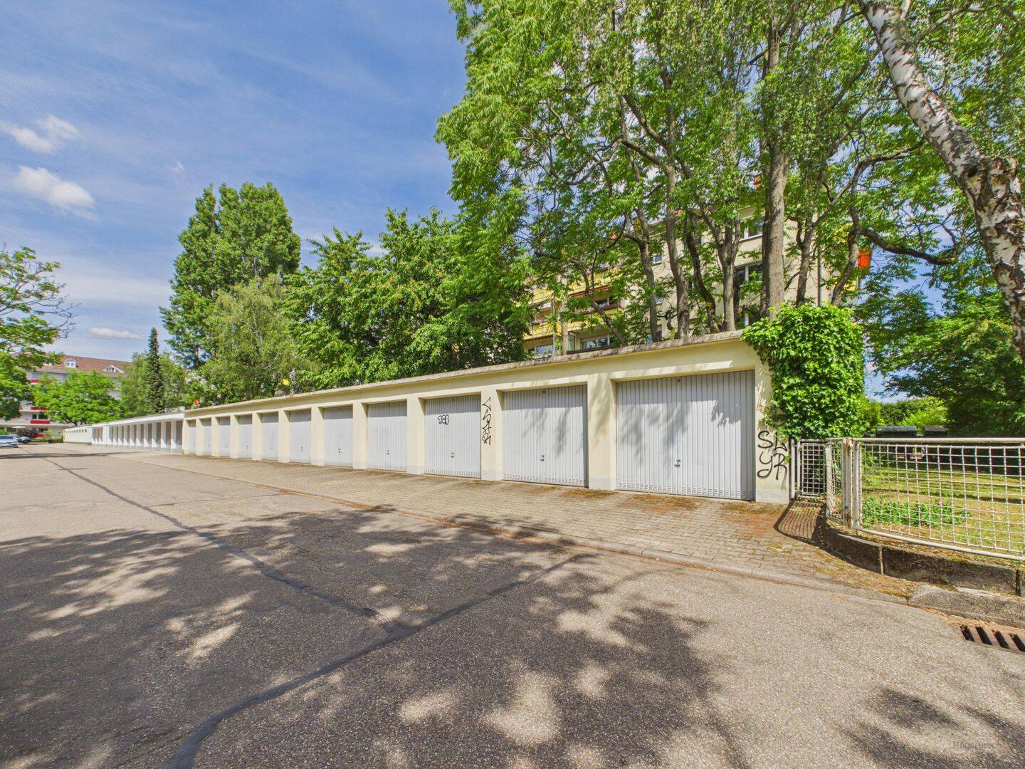 Wertstabile Eigentumswohnung mit attraktiver Rendite und eigenen Garage – Karlsruhe – Vorschaubild 8