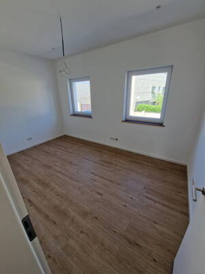 Großzügiges 6-Zimmer-Haus mit 190 m² | Familie, Mehrgenerationen & Homeoffice – 4349 Leipzig – Vorschaubild 9