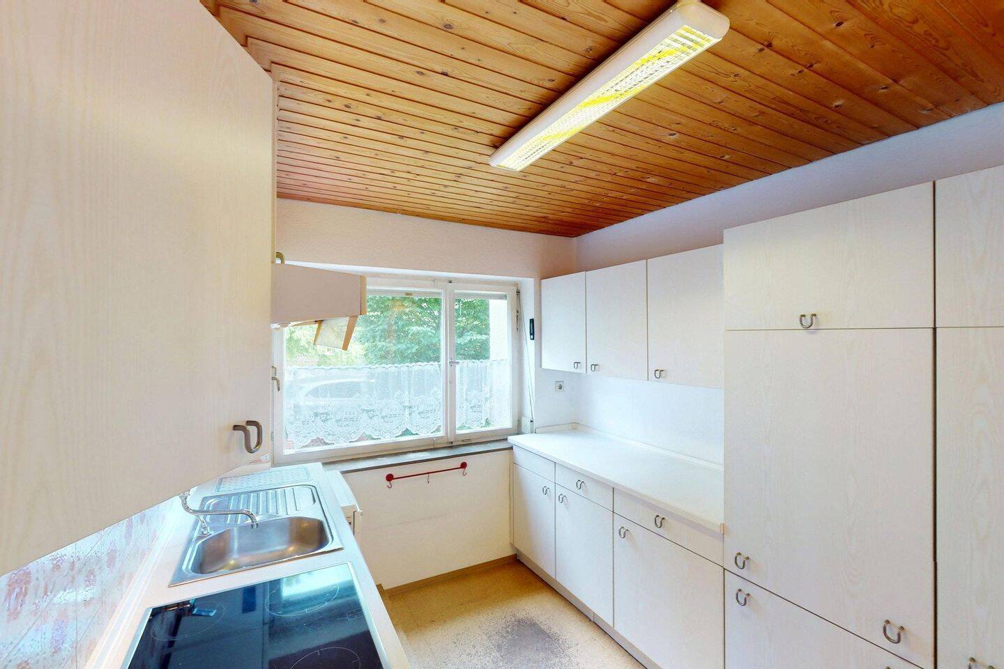 Charmantes Reihenhaus mit ausgebautem Dachboden und schönem Außenbereich - zzgl. Garage – Sindelfingen – Vorschaubild 6