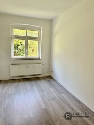 Helle, sanierte 5-Raum-Wohnung in ruhiger Wohnlage mit Stellplatz und Gemeinschaftsgarten – 9599 Freiberg – Vorschaubild 5