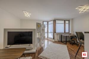 Großzügiges Stadtappartement mit neuem Duplexparker in der Maxvorstadt! – 80797 München – Vorschaubild 2