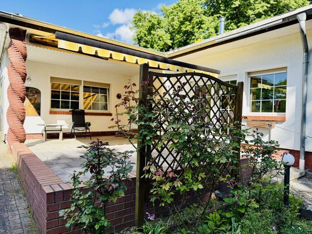 Einfamilienhaus im Bungalowstil mit Garten, Keller und Poolanlage in Neuenhagen zur Miete! – Neuenhagen bei Berlin – Vorschaubild 7