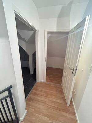 5-Zimmerwohnung im Dachgeschoss in Donnerschwee – 26123 Oldenburg – Vorschaubild 9