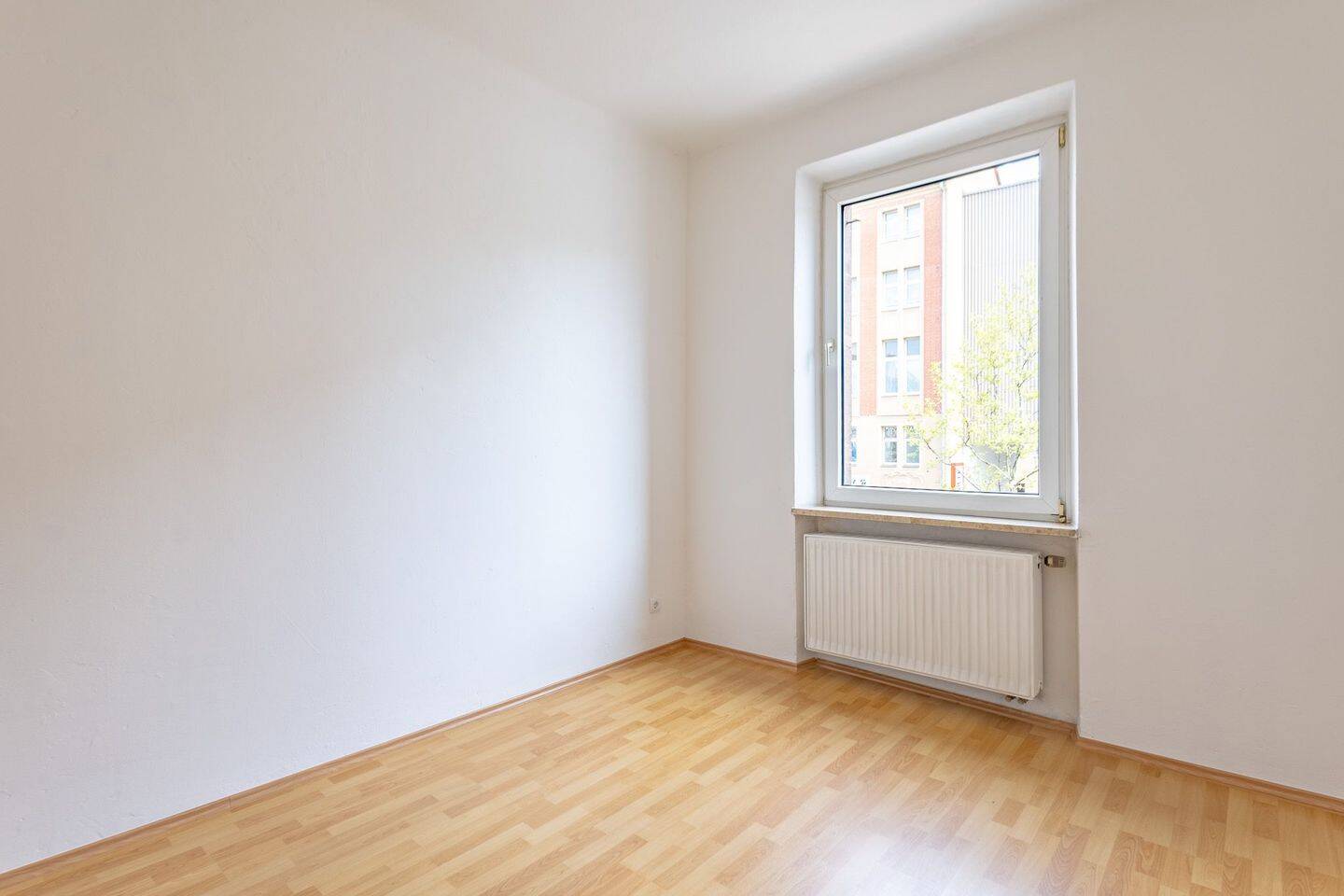 Stilvolle 4-Zimmer-Altbau-Etagenwohnung im Nürnberger-Nordwesten nähe Mercado – Nürnberg – Vorschaubild 5