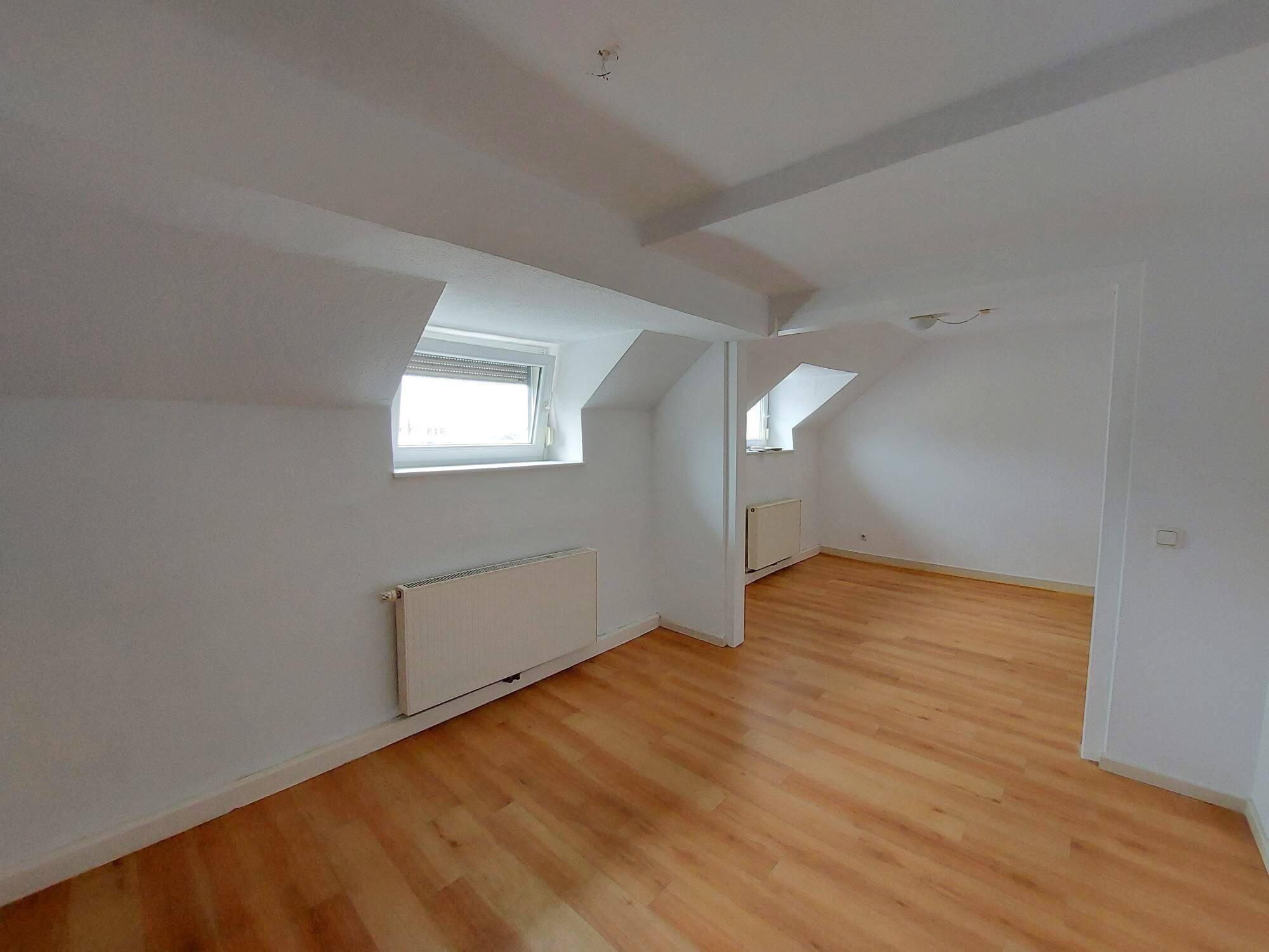 Trier-Süd: Geräumige 5 ZKB-Wohnung fußläufig zur Innenstadt – Trier – Vorschaubild 4