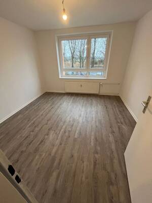 sonnige Familenwohnung mit Balkon – 29221 Celle – Vorschaubild 2