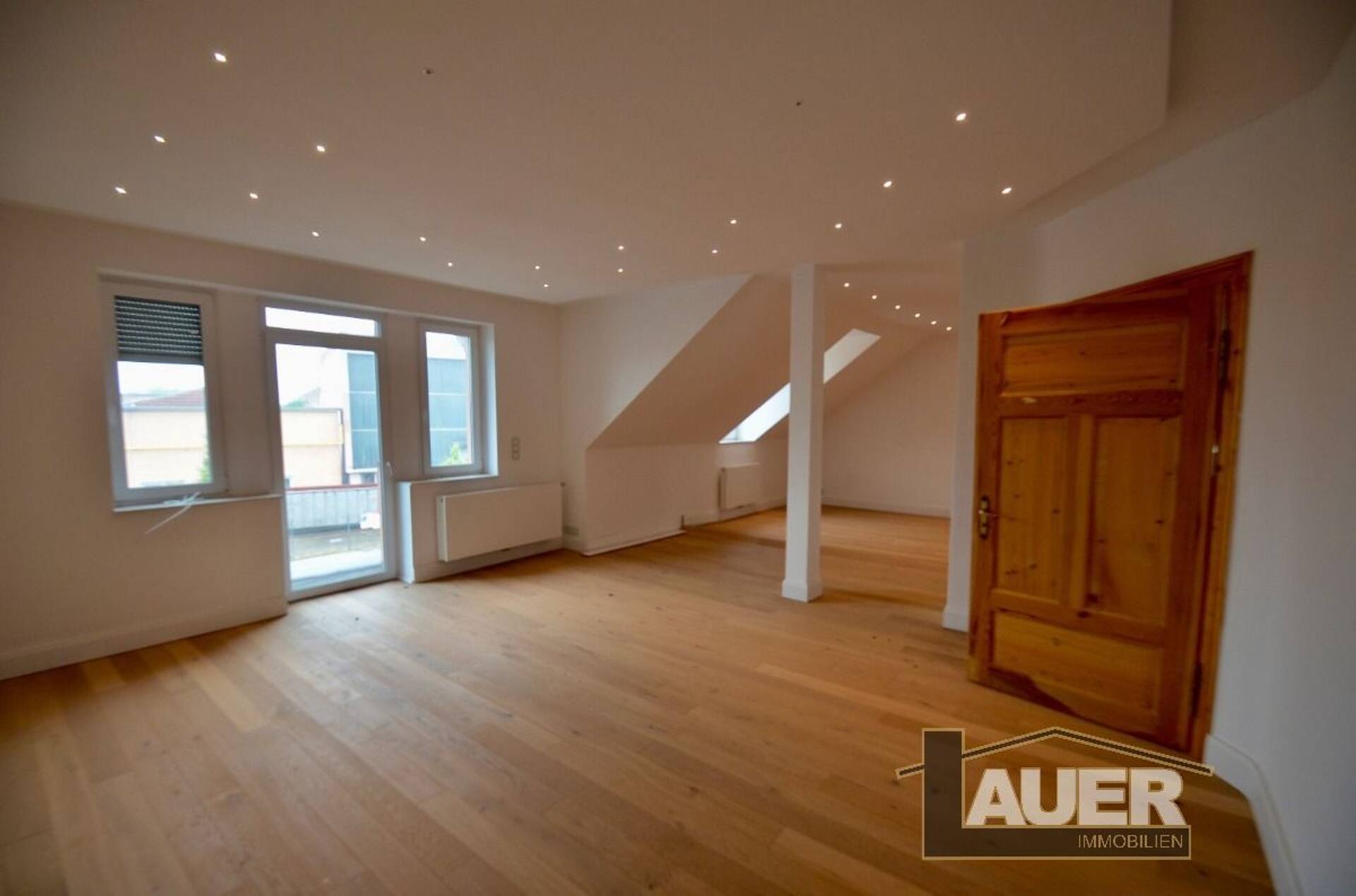 Villa in 66955 Pirmasens mit 250 m² kaufen