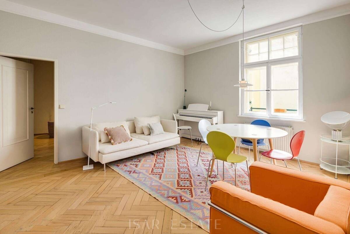 2-Zimmer-Altbaujuwel in begehrter Lage zwischen Isar und Isartor – 80331 München – Bild 1 von 8