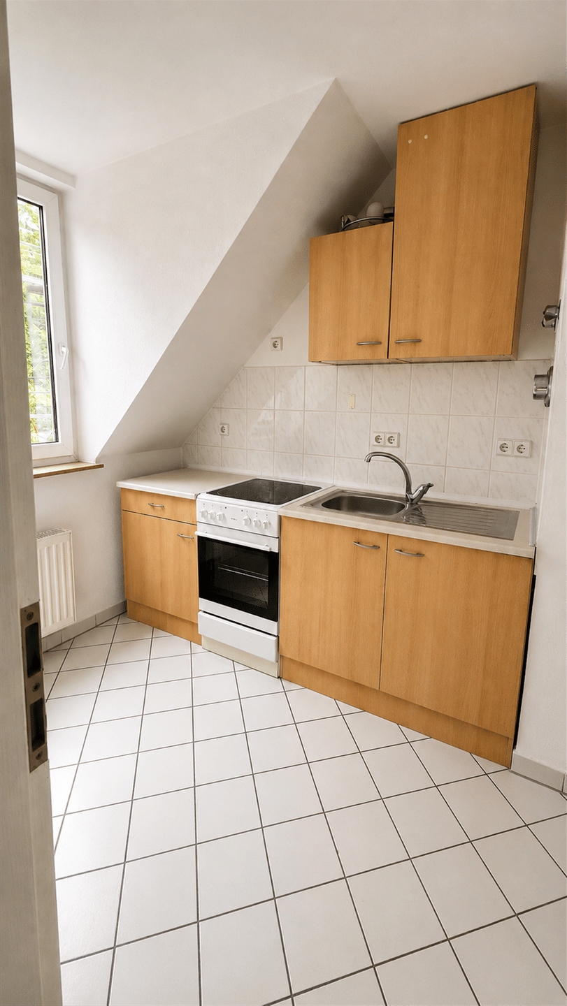 Charmante Singlewohnung mit Loggia in Schloßchemnitz – Chemnitz – Vorschaubild 3