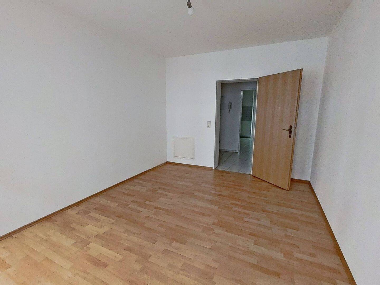 Barrierefrei: Große 3-Zimmer-Wohnung mit BALKON und 2 Bädern – Leipzig – Vorschaubild 4