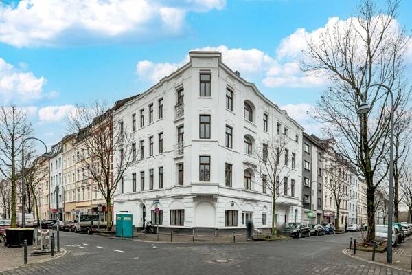 Erdgeschosswohnung in 51063 Köln mit 82,15 m² kaufen