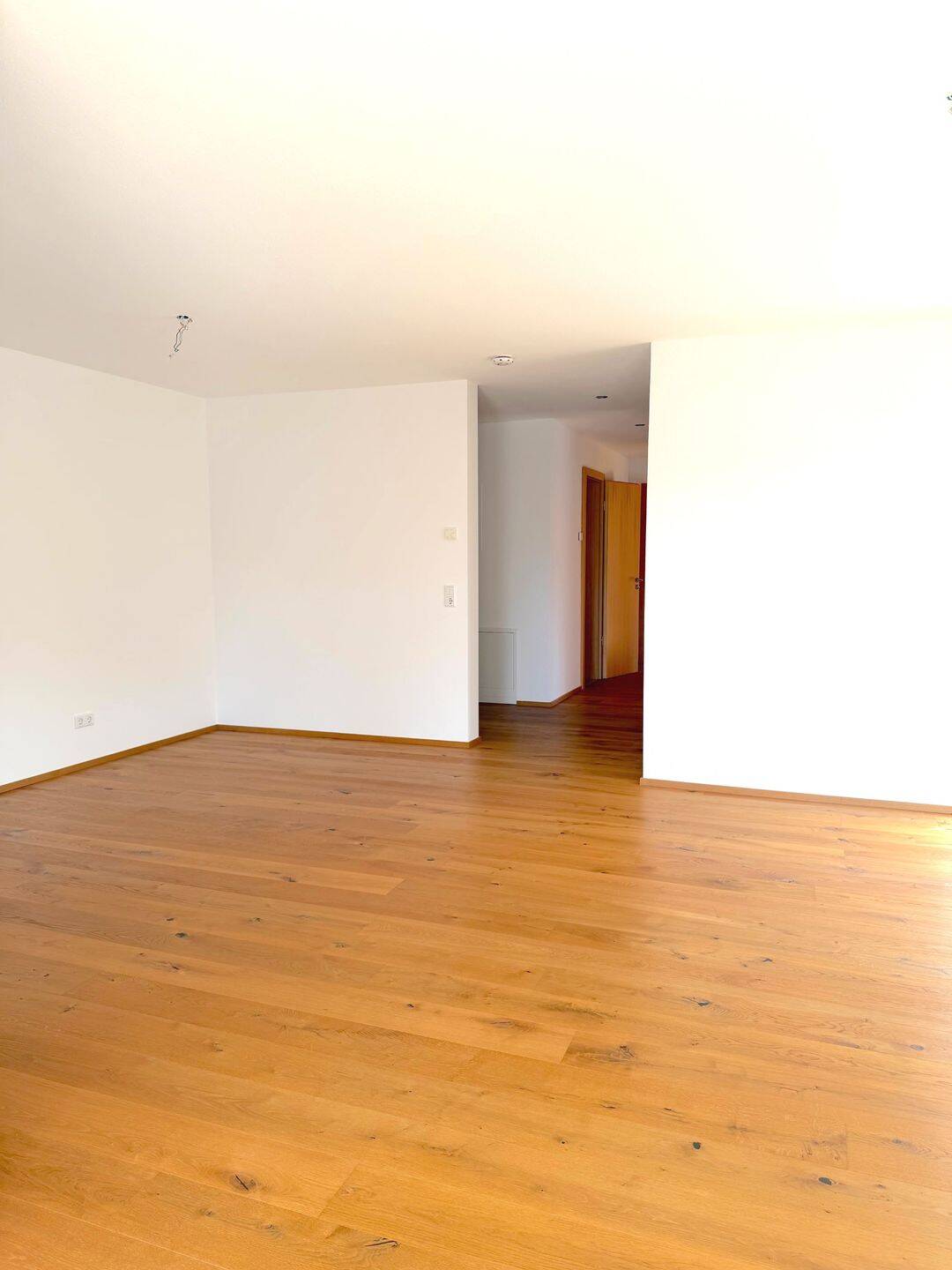Exklusive 4-Zimmer Wohnung mit EBK + TG-Stpl. im Freiburg Osten – Freiburg im Breisgau – Vorschaubild 5