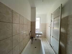 Es wird saniert! Sichere dir jetzt deine neue 4 RW mit Balkon! – 8060 Zwickau – Vorschaubild 9