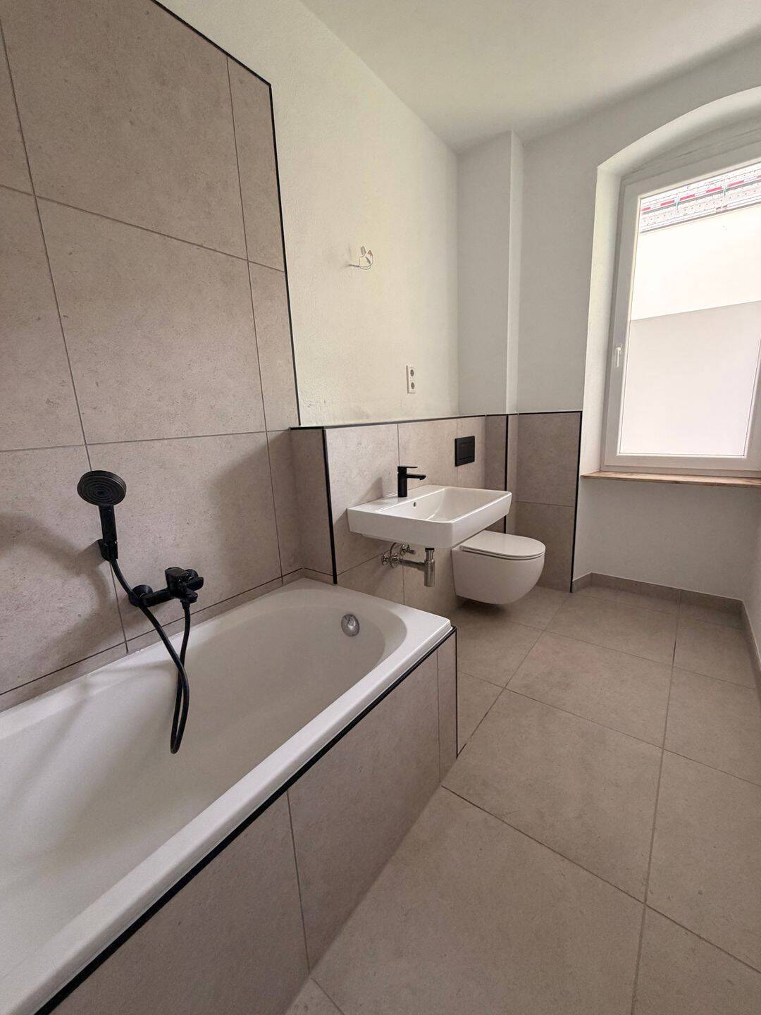 Provisionsfrei: Großzügige 5-Zimmer-Altbauwohnung mit Sonnenbalkon in Gostenhof – Nürnberg – Vorschaubild 7