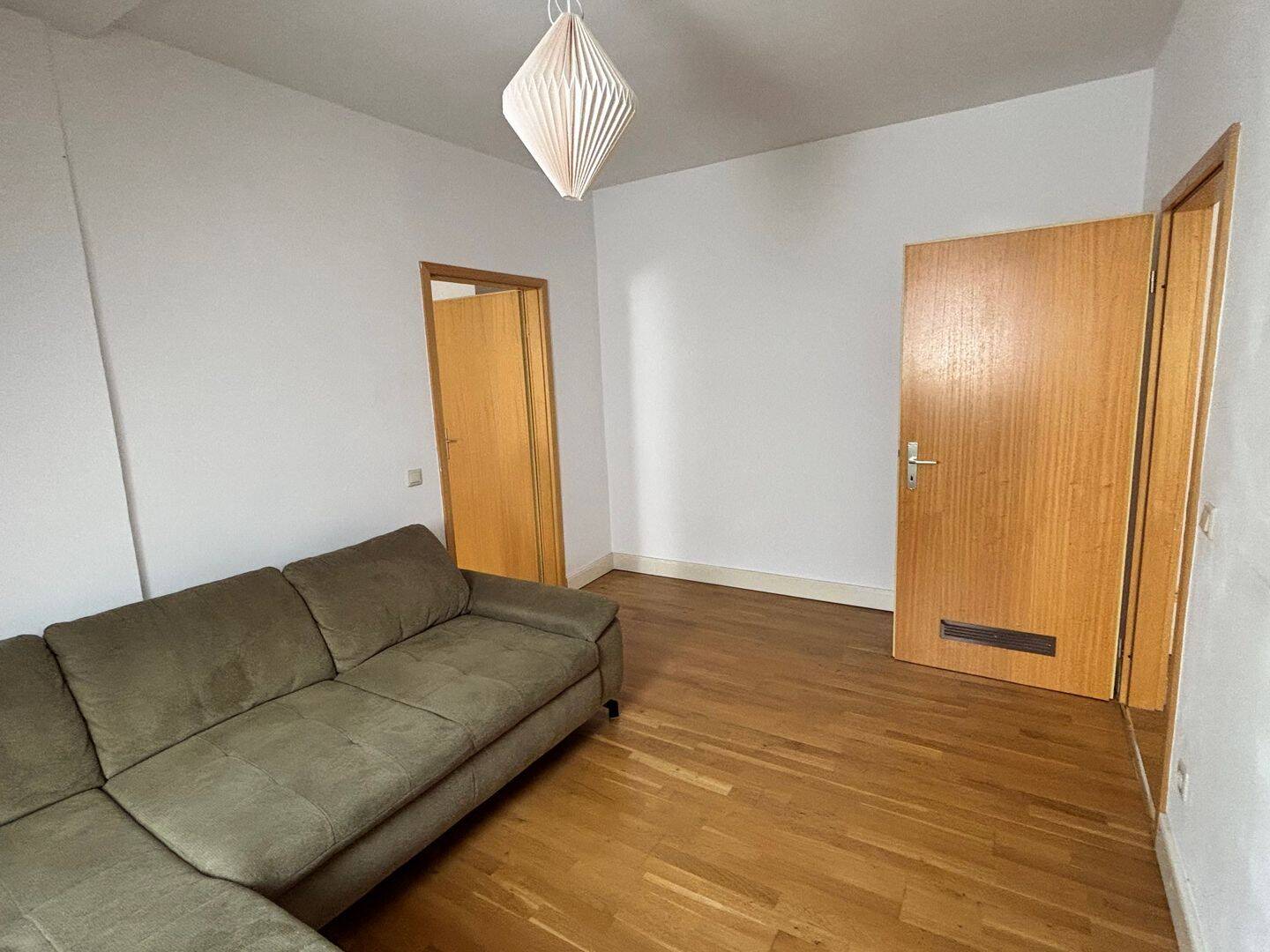 Charmantes Ambiente: helle 3 Zimmer Wohnung in Nürnberg Rennweg – Nürnberg – Vorschaubild 9