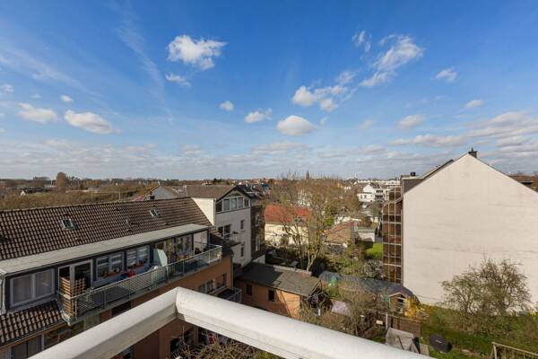 Etagenwohnung in 50735 Köln mit 83 m² kaufen