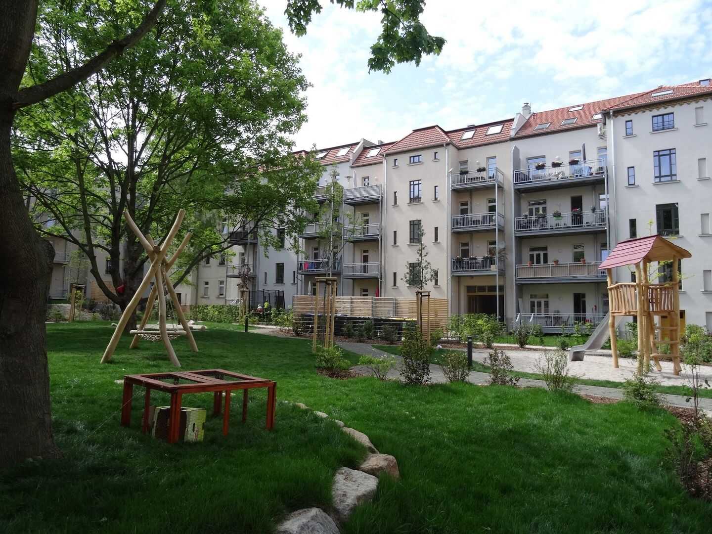 seltene Gelegenheit + frei zum 1.11.26 + 5- Zimmerfamilientraum in ruhiger und grüner Toplage – Leipzig – Vorschaubild 2