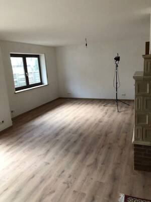 Modernisiertes Einfamilienhaus in Erlangen-Büchenbach in ruhiger, familienfreundlicher Lage – 91056 Erlangen – Vorschaubild 3